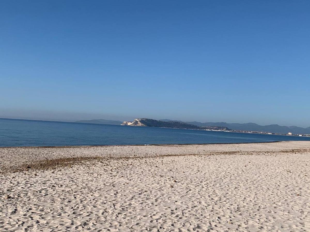 La Porta Sulla Spiaggia Casa Vacanze Su Forti Bagian luar foto